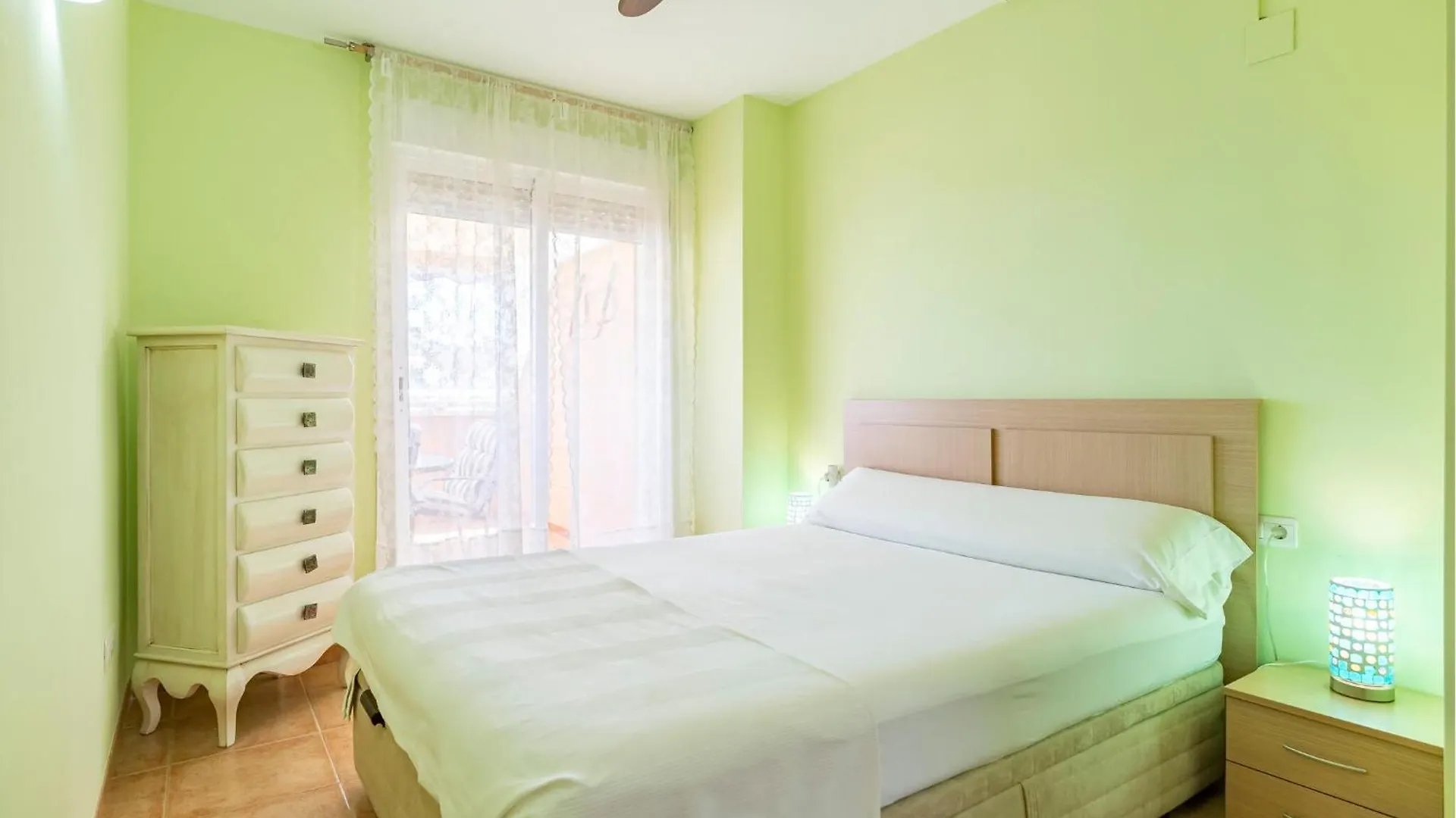 2 Bedroom Stunning Apartment In Roquetas De Mar